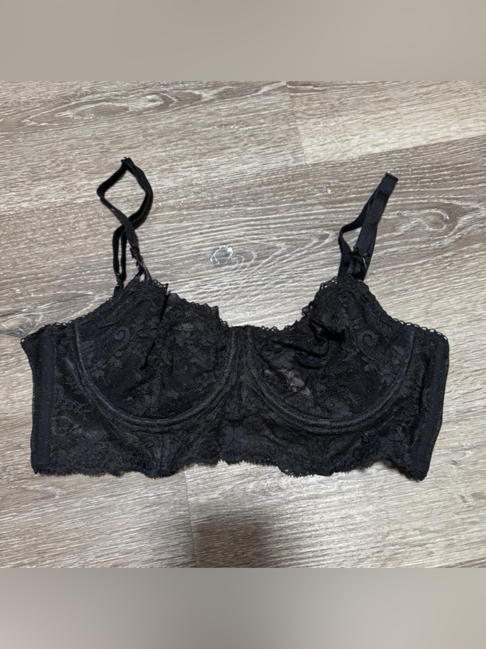 Victoria’s Secret black bra